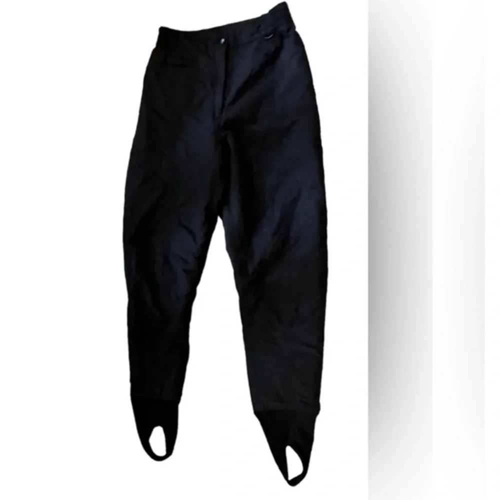 Vintage ski pants stirrup style size small in excellent like new condition
